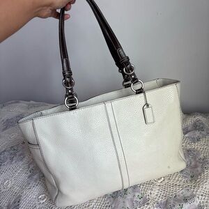 Vintage Y2K Coach Chelsea pebbled leather tote